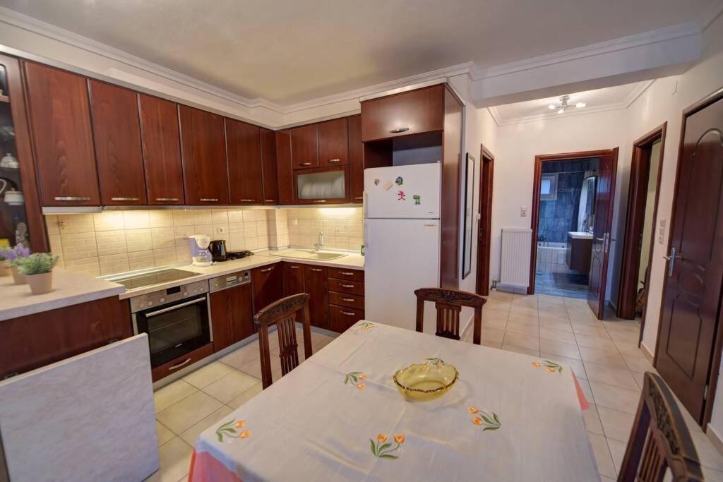 Zoe'S Apartments Nea Iraklitsa Esterno foto